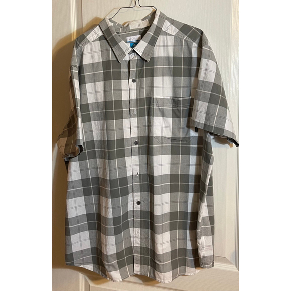 Columbia Mens Grey Plaid Shirt Button Front with Collar. Size XL - Picture 1 of 3